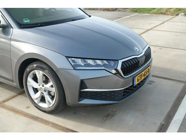 Škoda Octavia Combi 1.5 TSI Edition 2024 Benzine 20