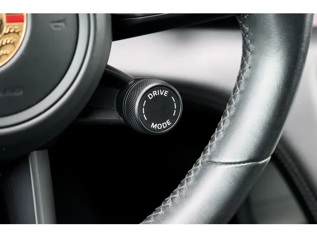 Porsche Taycan Sport Turismo 79 kWh | 2023 Elektrisch 33