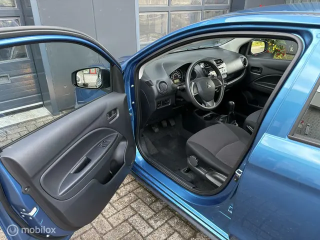 Mitsubishi Space Star 1.0 Cool+ 2017 Benzine 9
