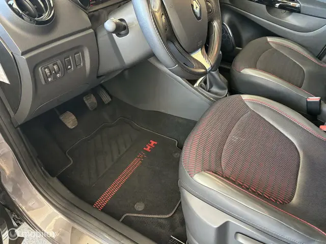 Renault Captur 0.9 TCe Helly Hansen 2015 Benzine 24