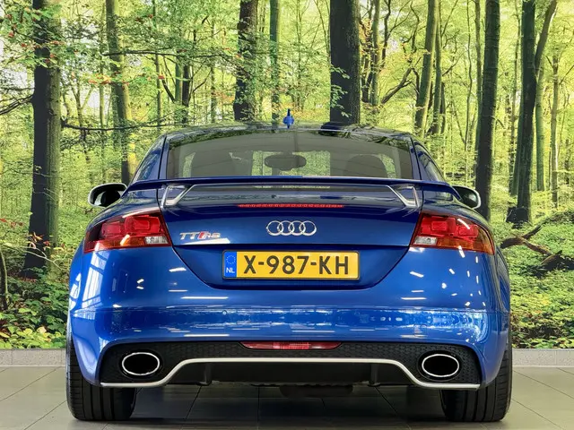 Audi TT 2.5 T TT RS Plus Pro Line 2012 Benzine 6