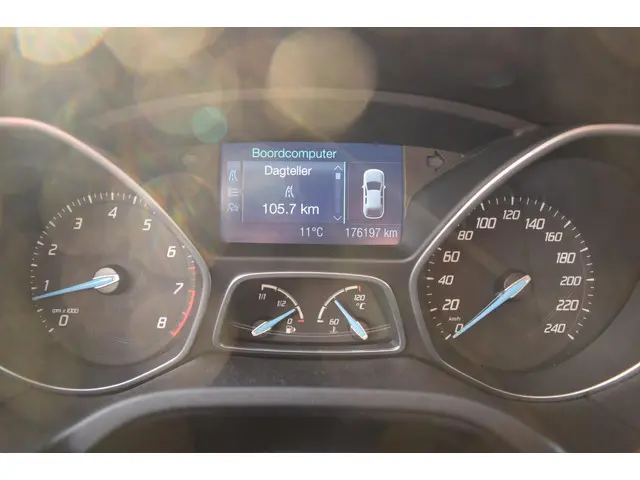 Ford Focus 1.0 EcoBoost Titanium 2012 Benzine 21
