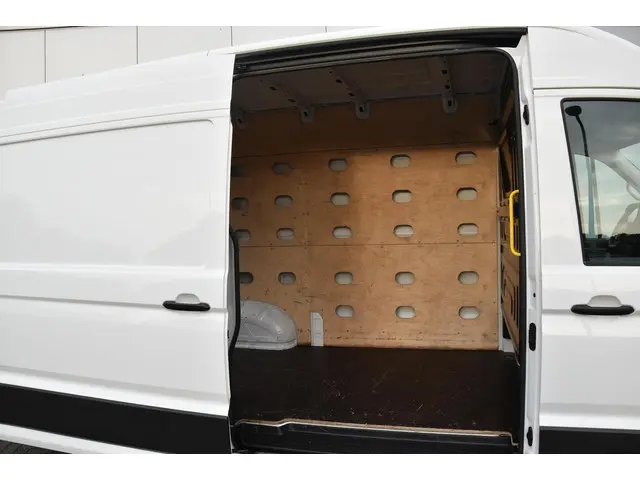 Volkswagen Crafter Bestel 35 2.0 TDI L3H3 2018 Diesel 18