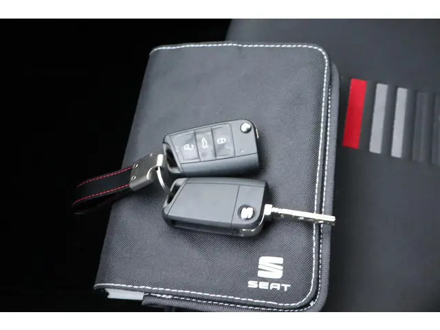 SEAT Ibiza 1.0 TSI FR Business Intense 2021 Benzine 3