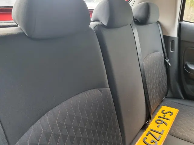 Mitsubishi Space Star 1.2 Connect+ 2025 Benzine 12