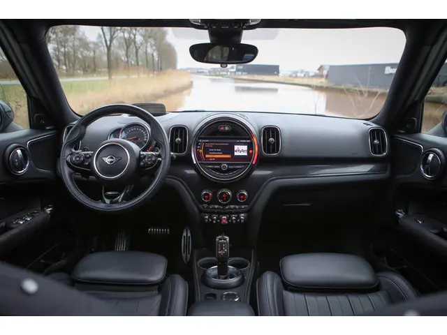 MINI Countryman Mini 2.0 Cooper S | Pano | Memory | 2019 Benzine 6