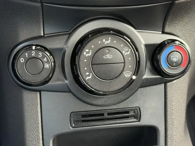 Ford Fiesta 1.0 Style 2014 Benzine 18