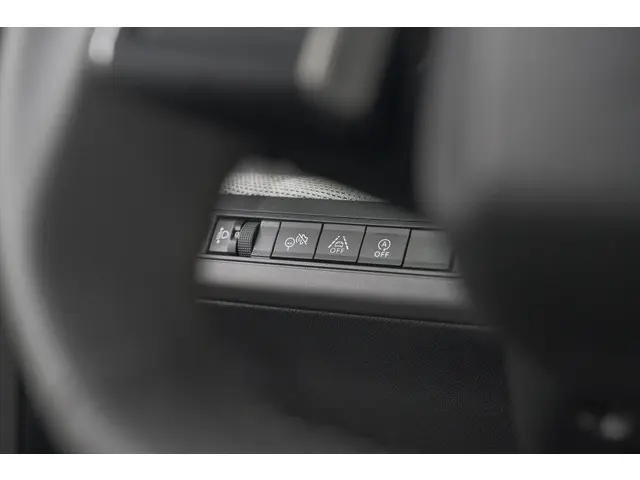 Citroën C3 1.2 Turbo 100pk Max 2025 Benzine 38