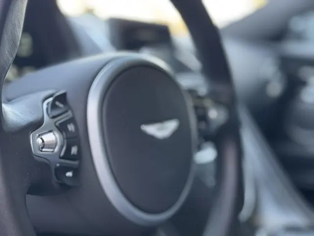 Aston Martin DB11 5.2 V12 2017 Benzine 25