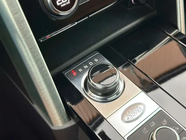 Land Rover Discovery 3.0 Td6 HSE Luxury 2019 Diesel 30