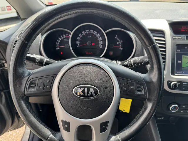 Kia Venga 1.6 CVVT DynamicLine 2015 Benzine 18