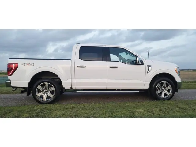 Ford F-150 CrewCab 4X4 Ecoboost 6-persoons 2021 Benzine 6