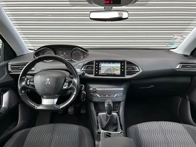 Peugeot 308 SW 1.2 PT Blue Lease 2015 Benzine 21