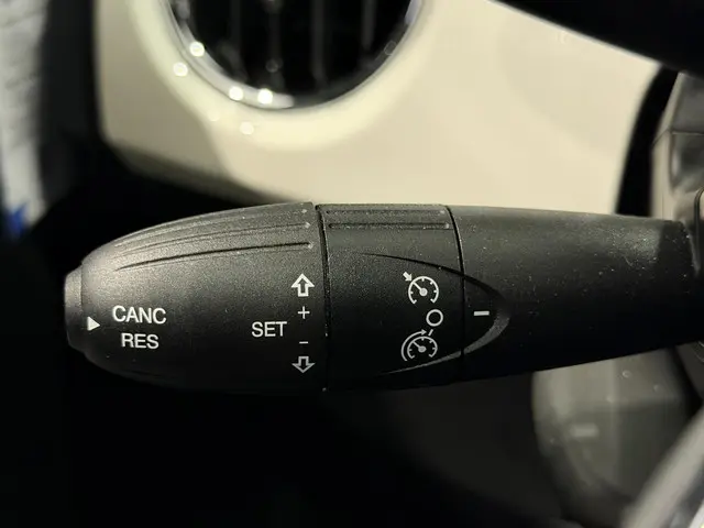 Fiat 500 1.0 Hybrid Dolcevita 2023 Benzine 20