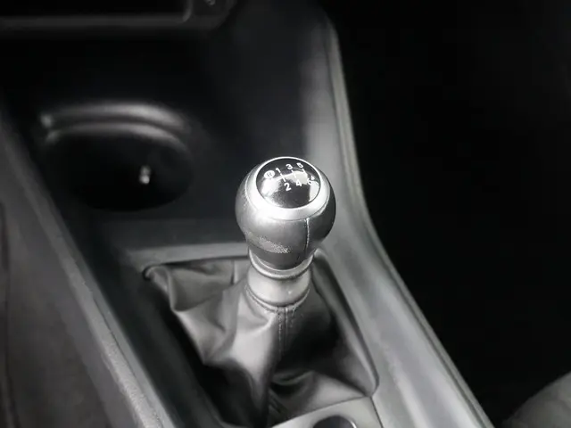 Toyota C-HR 1.2 Dynamic 2016 Benzine 22