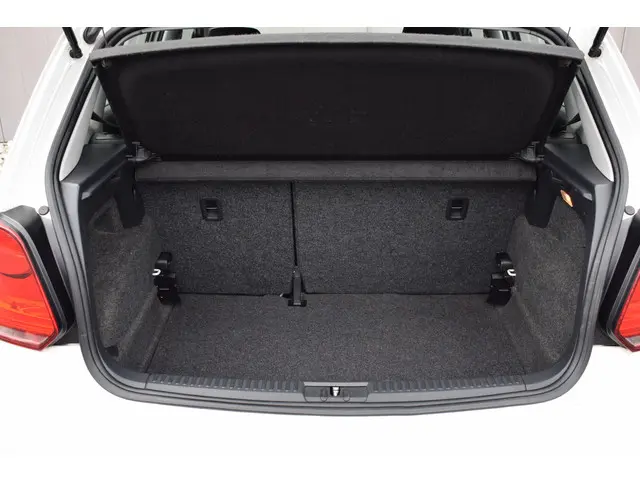 Volkswagen Polo 1.2 TSi 5Drs Comfortline 2012 Benzine 14