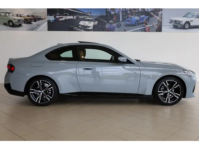 BMW 2 Serie Coupé 218i 2024 Benzine 3