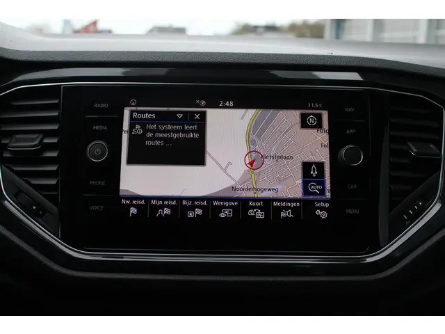 Volkswagen T-Roc 1.5 TSI Sport 2020 Benzine 30