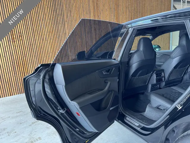 Audi RSQ8 4.0 TFSI RS Q8 quattro 2022 Benzine 32