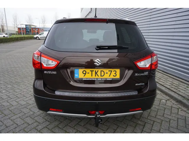 Suzuki S-Cross SX4 1.6 Exclusive AllGrip 2014 Benzine 7