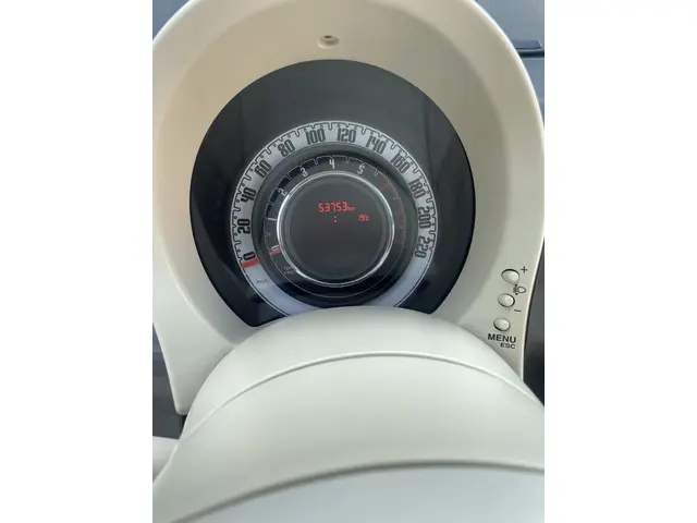 Fiat 500 1.2 Lounge 2015 Benzine 15