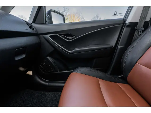 Hyundai ix20 1.4i Pro 77.100 km + NAP NL-auto 2013 Benzine 21