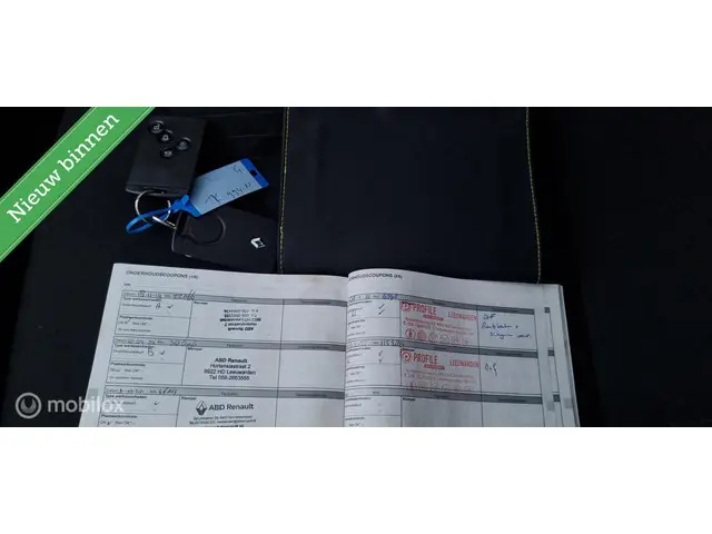 Renault Clio 0.9 TCe Limited LED\KEYLESS/1EiG 2018 Benzine 37