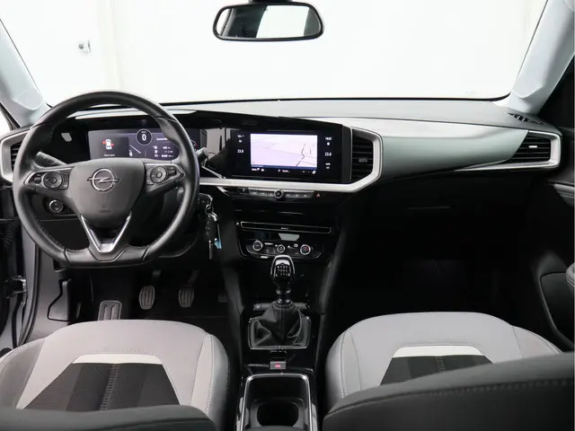 Opel Mokka 1.2 Elegance/ lage km/ zeer mooi! 2021 Benzine 2