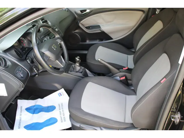 SEAT Ibiza 1.2 TSI Chill Out plus 2013 Benzine 9