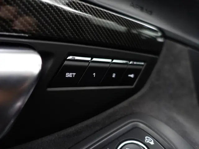 Porsche 911 Cabrio 3.0 Carrera 4 GTS 2017 Benzine 26