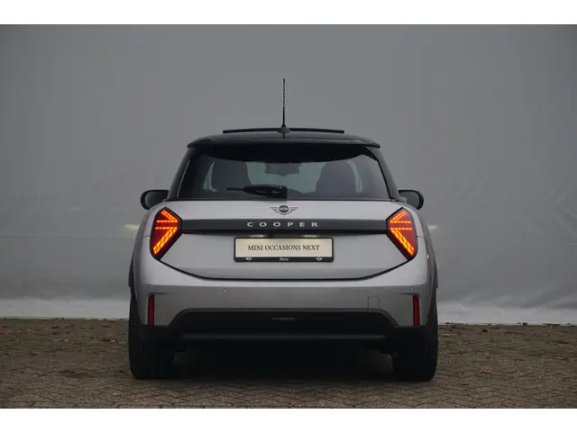 MINI 3-Deurs Cooper C 2024 Benzine 5