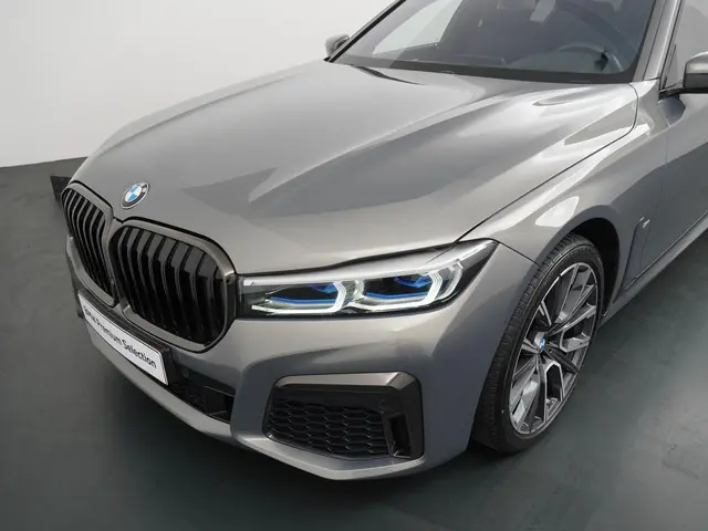 BMW 7 Serie 740Ld xDrive High Executive 2021 Diesel 26