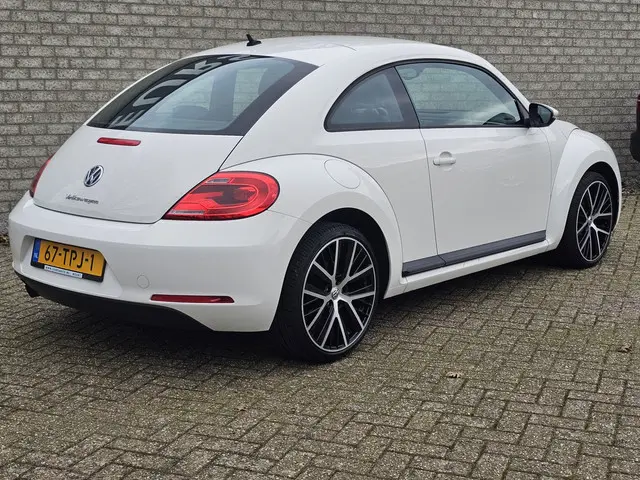 Volkswagen Beetle 1.2 TSI Trend 2012 Benzine 6