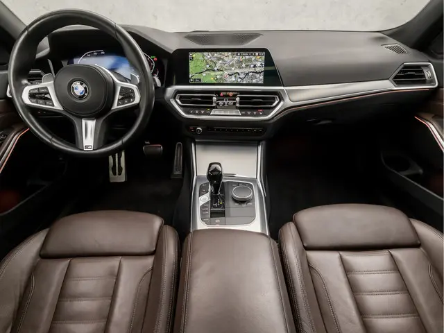 BMW 3 Serie Touring 318i M Sport 2021 Benzine 6