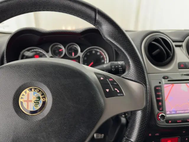 Alfa Romeo MiTo 0.9 TwinAir Distinctive 2013 Benzine 16