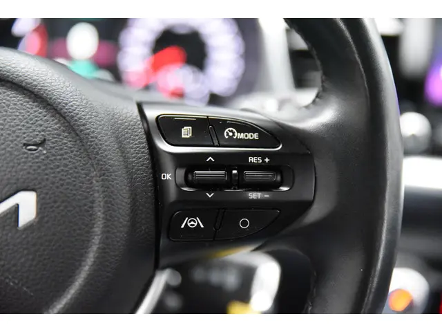 Kia Stonic 1.0 T-GDi DynamicPlusLine 2022 Benzine 24