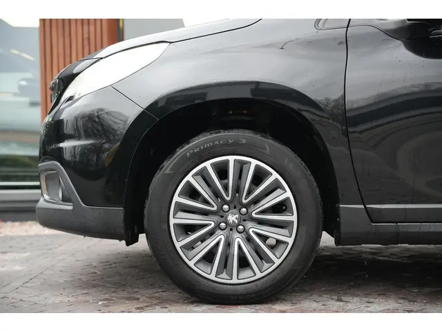 Peugeot 2008 1.2 PureTech Blue Lion 2016 Benzine 12