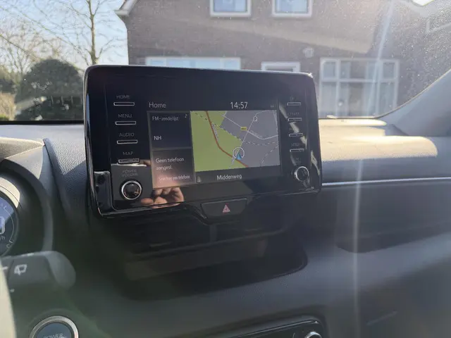 Toyota Yaris 1.5 Hybrid Dynamic 2020 Hybride Benzine 9