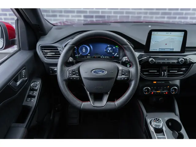 Ford Kuga 2.5 PHEV ST-Line X 2021 Hybride Benzine 32