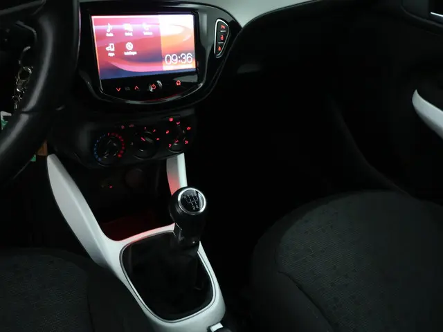 Opel ADAM 1.4 Jam 87PK | Cruise | PDC 2014 Benzine 15