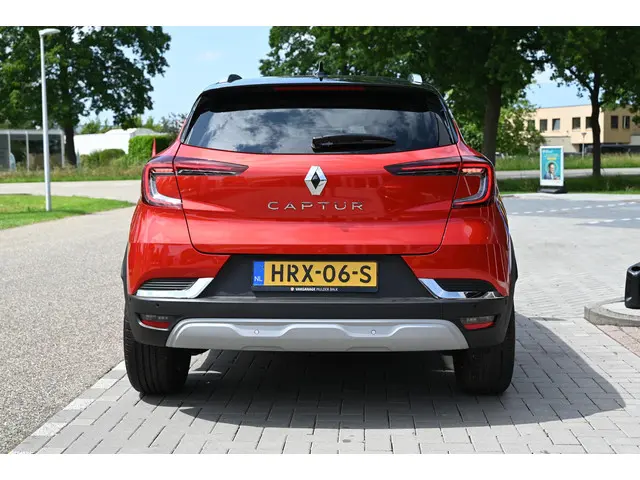 Renault Captur 1.0 TCe 90 techno 2024 Benzine 6