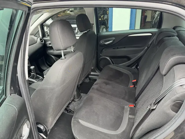 Fiat Punto Evo 0.9 TwinAir Lounge 2016 Benzine 7