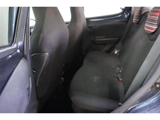 Citroën C1 1.0 e-VTi Selection / 1e Eigenaar / 2016 Benzine 27