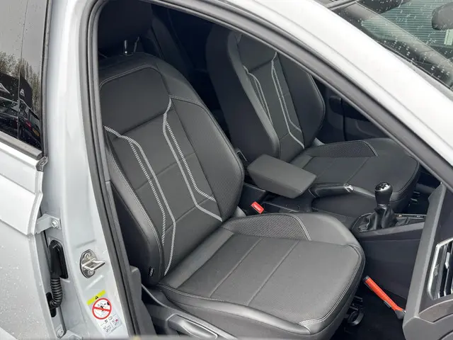 Volkswagen Polo 1.0 TSI Highline 2021 Benzine 18