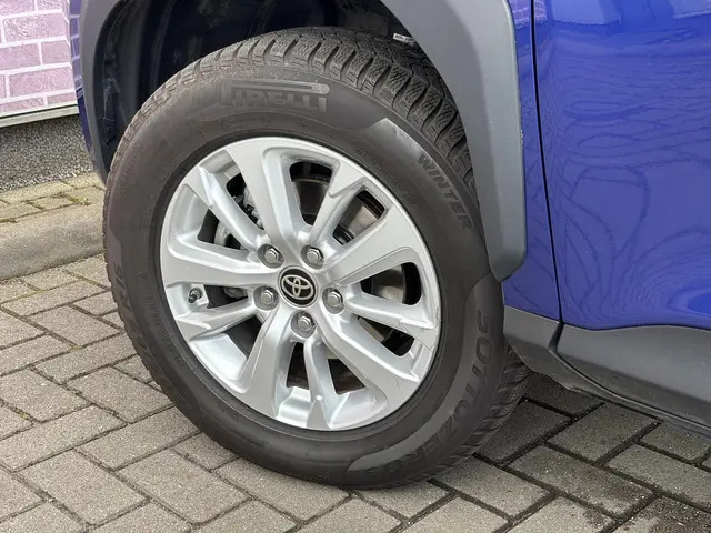 Toyota Yaris Cross 1.5 Hybrid Active 2023 Hybride Benzine 6