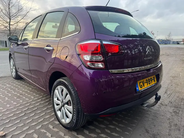 Citroën C3 1.2 PureTech Collection 2015 Benzine 9