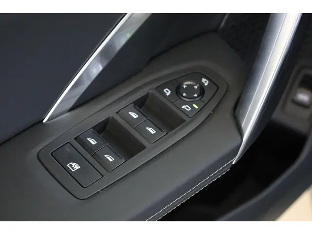 BMW iX1 eDrive20 2025 Elektrisch 24