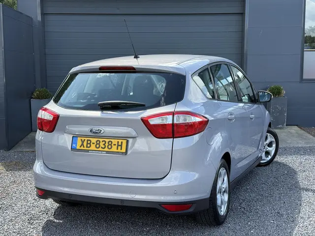 Ford C-MAX 1.0 Lease Trend 2013 Benzine 4