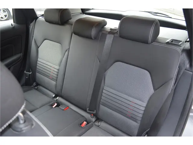 Mercedes-Benz B-Klasse 180 Ambition 2016 Benzine 16