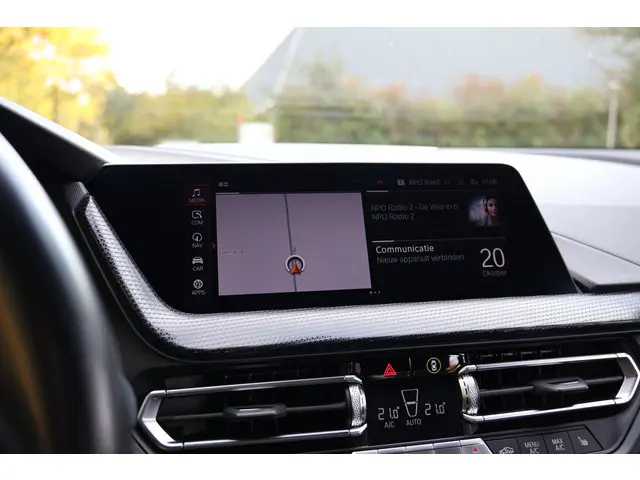 BMW 2 Serie Gran Coupé 218i Gran Coupe 2023 Benzine 28